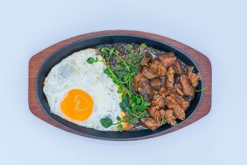 Beef Cube In Iron Pan