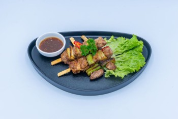 Teriyaki Grilled beef tenderloin skewers