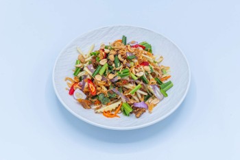 Smoked Fish & Green Mango Salad