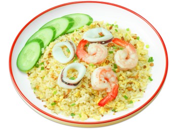 បាយឆាគ្រឿងសមុទ្រ